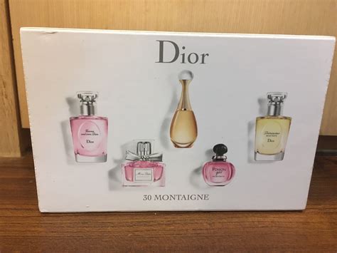 dior 30 montaigne set parfum miniaturen|Dior 30 montaigne necklace.